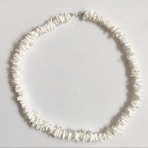 beachy shell necklace